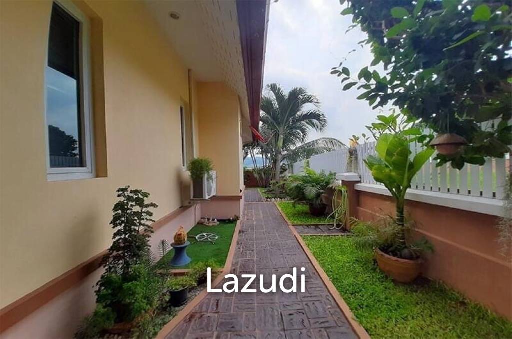 3 Bedroom Pool Villa In Peaceful Location