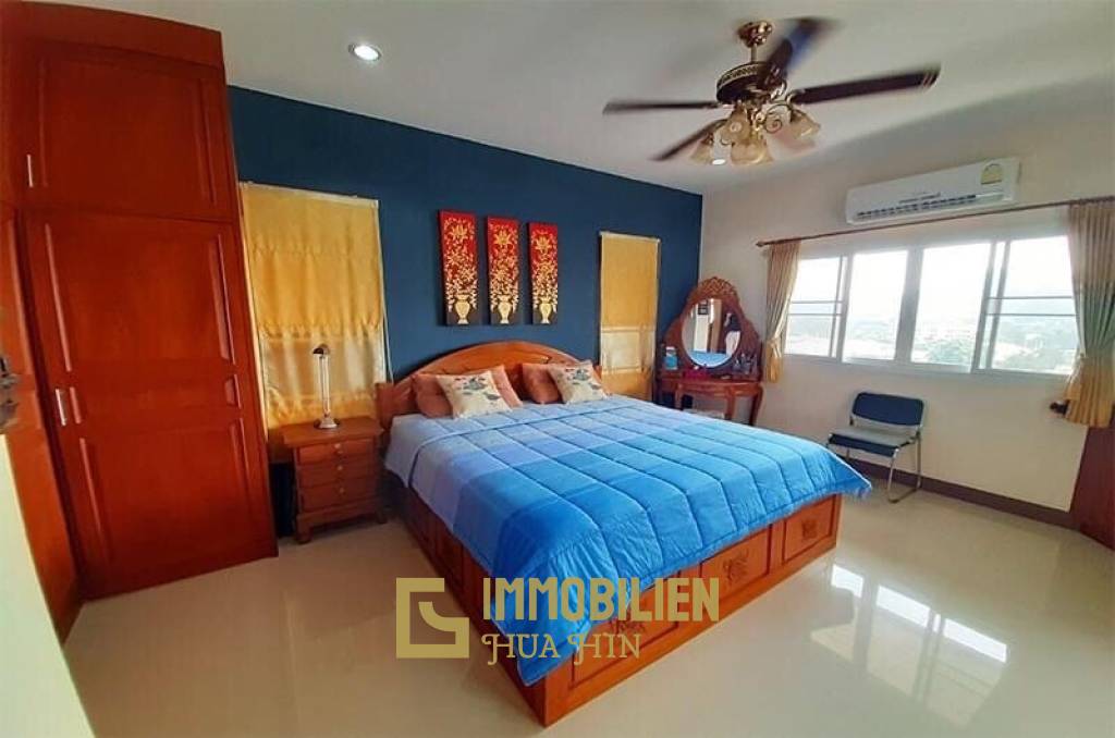 3 Bedroom Pool Villa In Peaceful Location