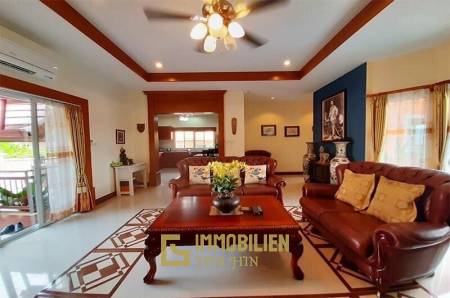 3 Bedroom Pool Villa In Peaceful Location