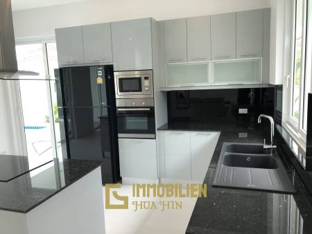 Woodlands: Nice 3 Bedroom Pool Villa