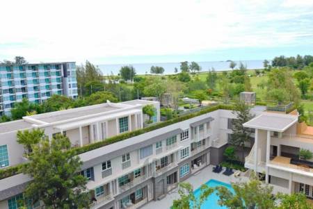 Autumn : 1 Bedroom Condo with Sea and Golf Course Views