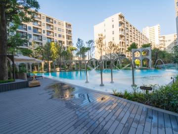 La Casita: New 1 Bedroom Condo