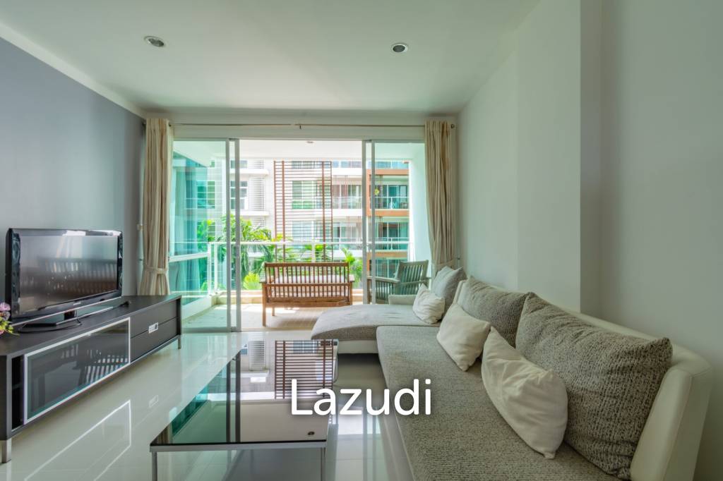 Breeze: 2 Bedroom Condo Close To The Beach