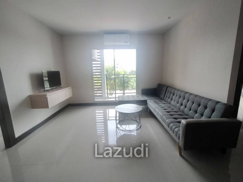 Condo 88: Brand New Condo with Gym and Amazing Pool!