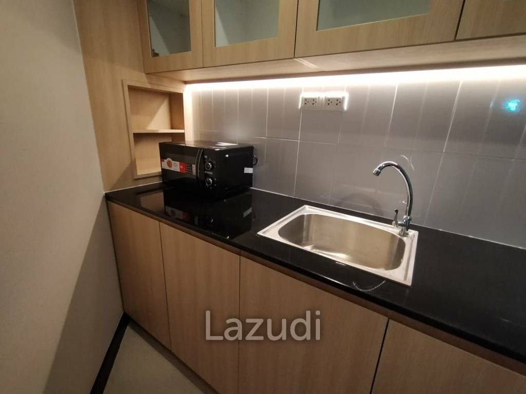 Condo 88: Brand New Condo with Gym and Amazing Pool!