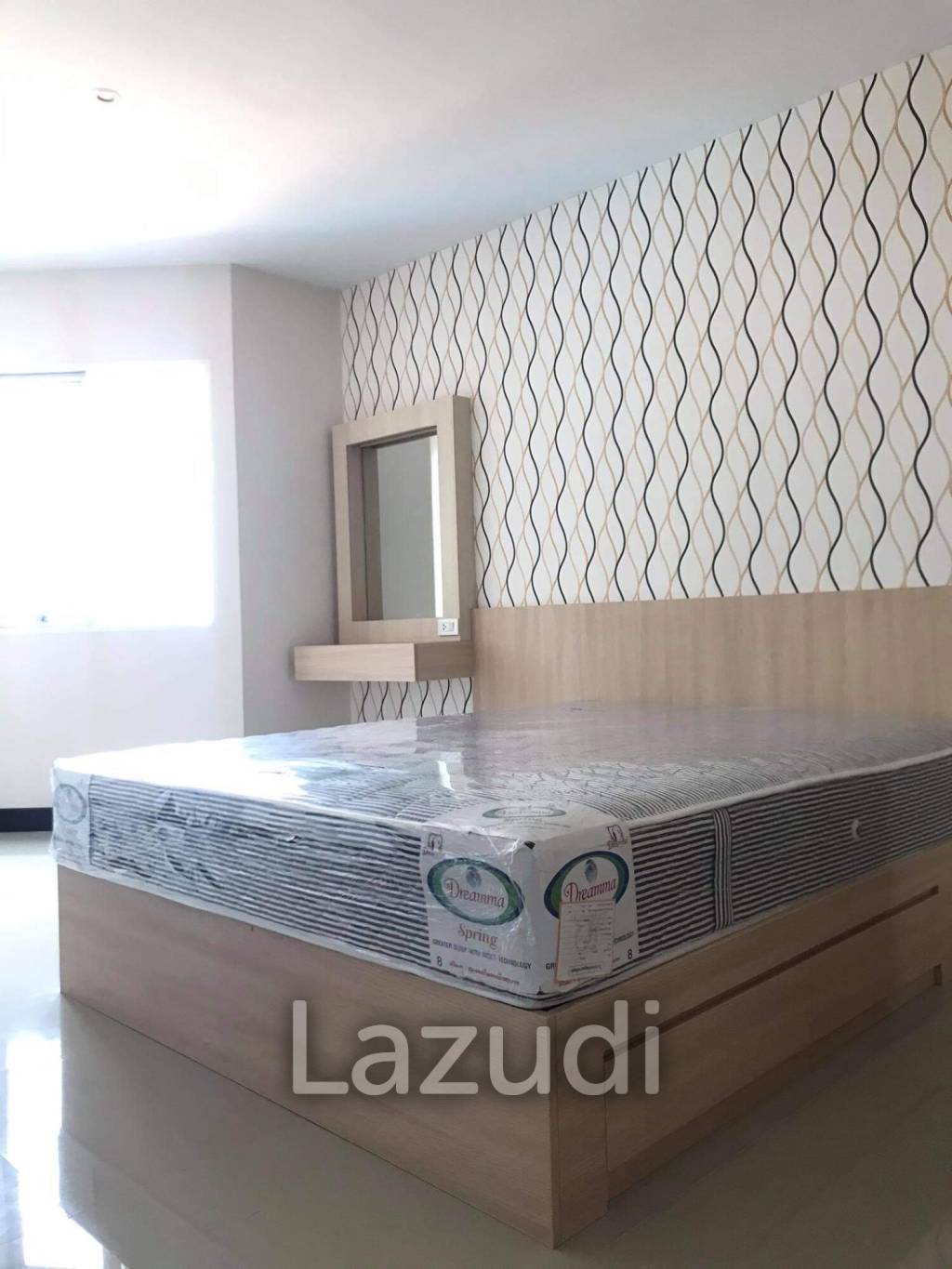 Condo 88: Brand New Condo with Gym and Amazing Pool!