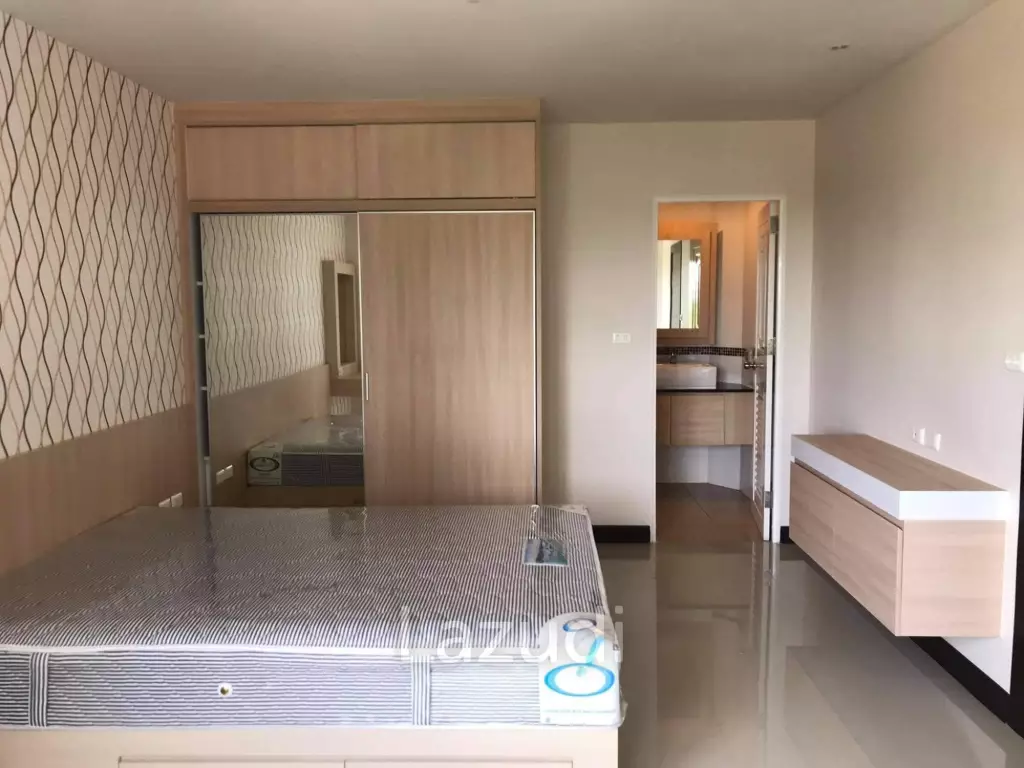 Condo 88: Brand New Condo with Gym and Amazing Pool!