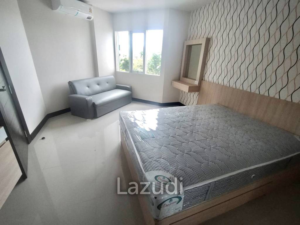 Condo 88: Brand New Condo with Gym and Amazing Pool!
