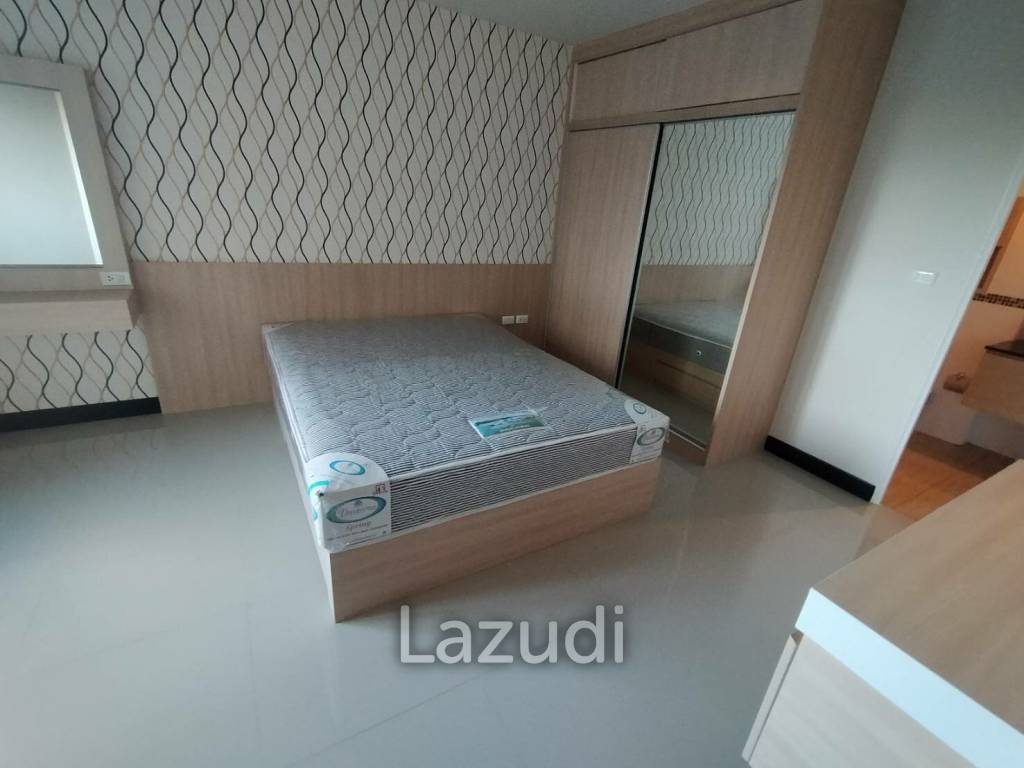 Condo 88: Brand New Condo with Gym and Amazing Pool!