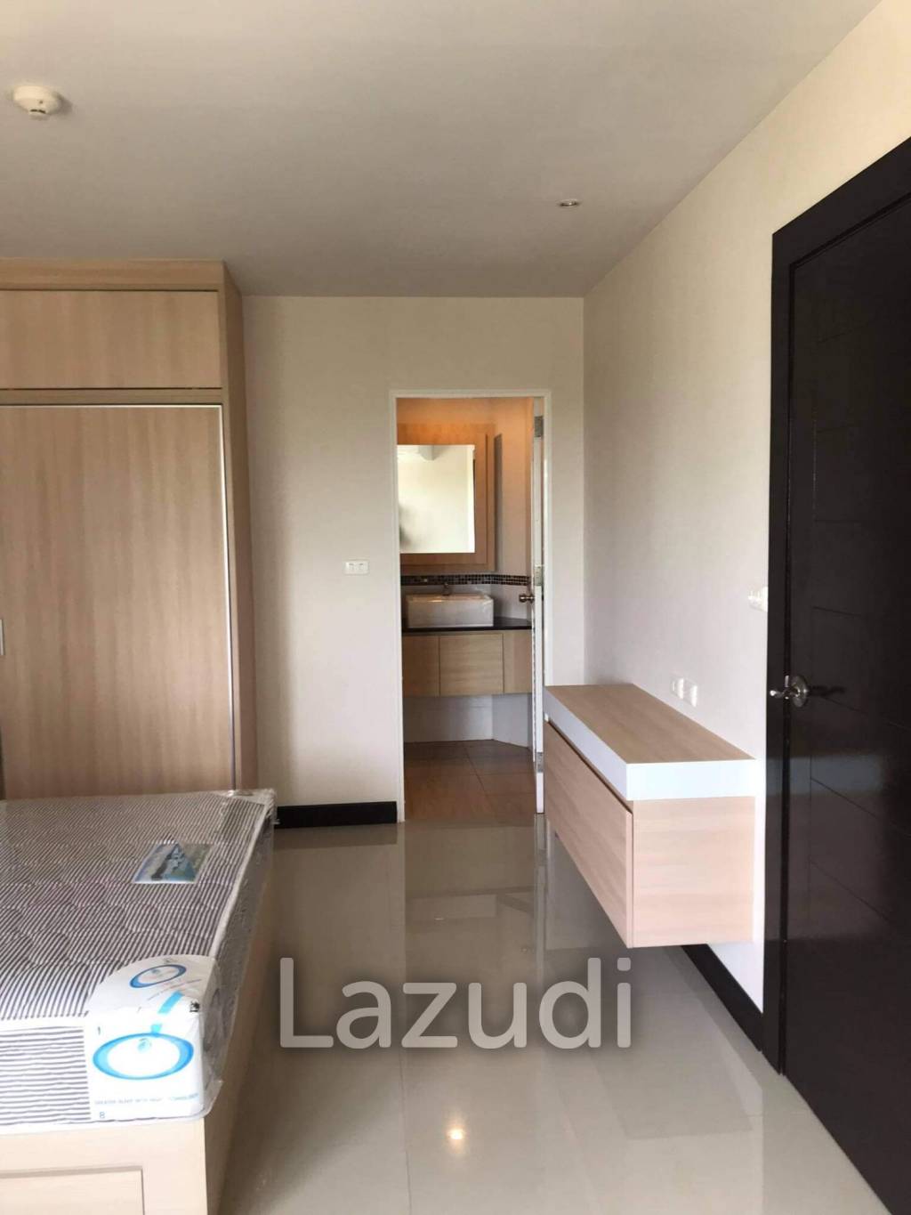 Condo 88: Brand New Condo with Gym and Amazing Pool!