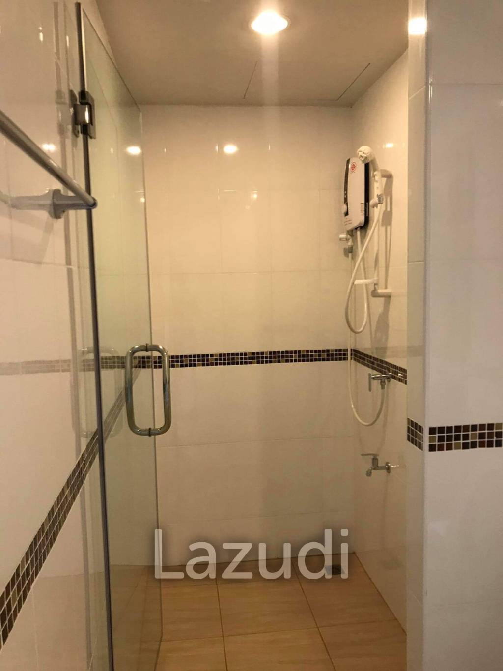 Condo 88: Brand New Condo with Gym and Amazing Pool!