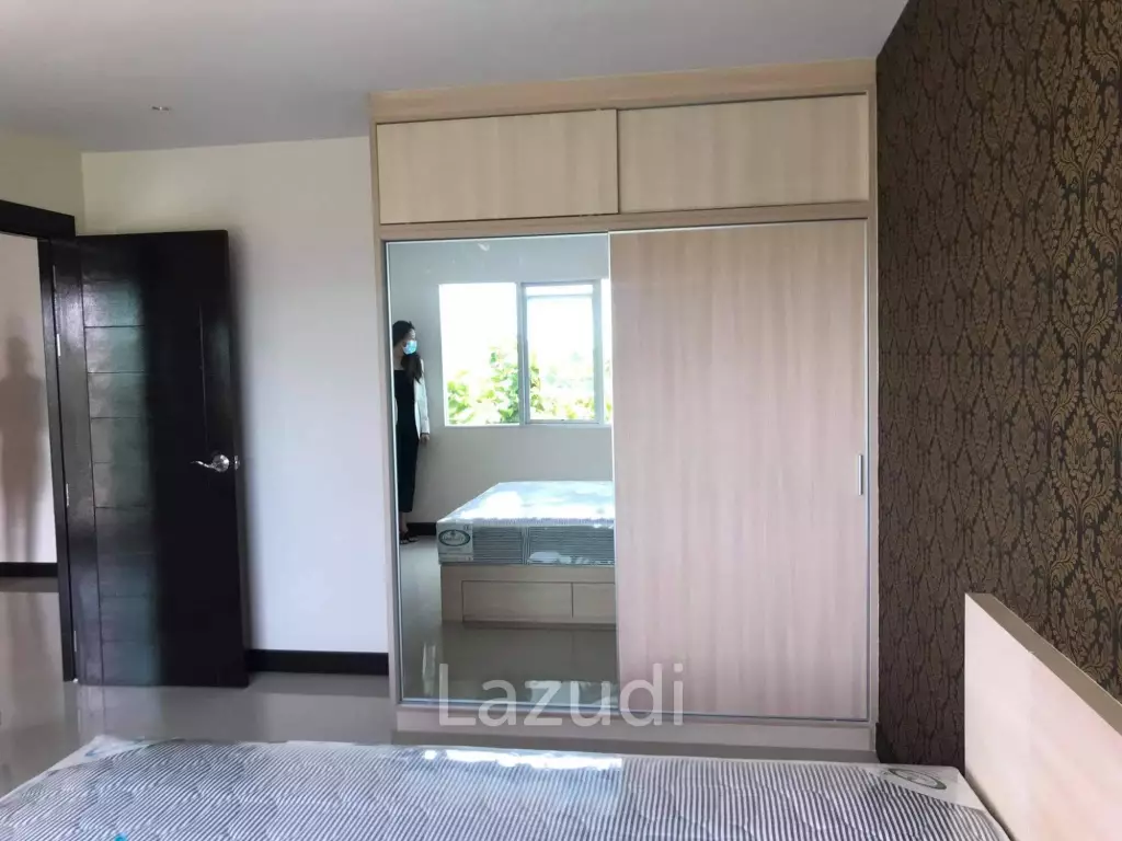 Condo 88: Brand New Condo with Gym and Amazing Pool!