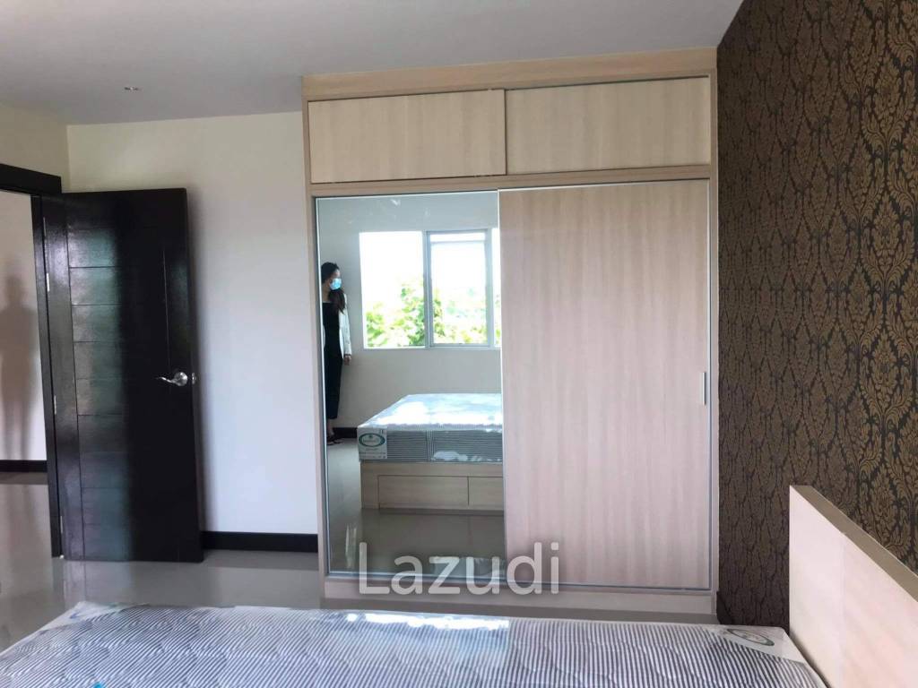 Condo 88: Brand New Condo with Gym and Amazing Pool!