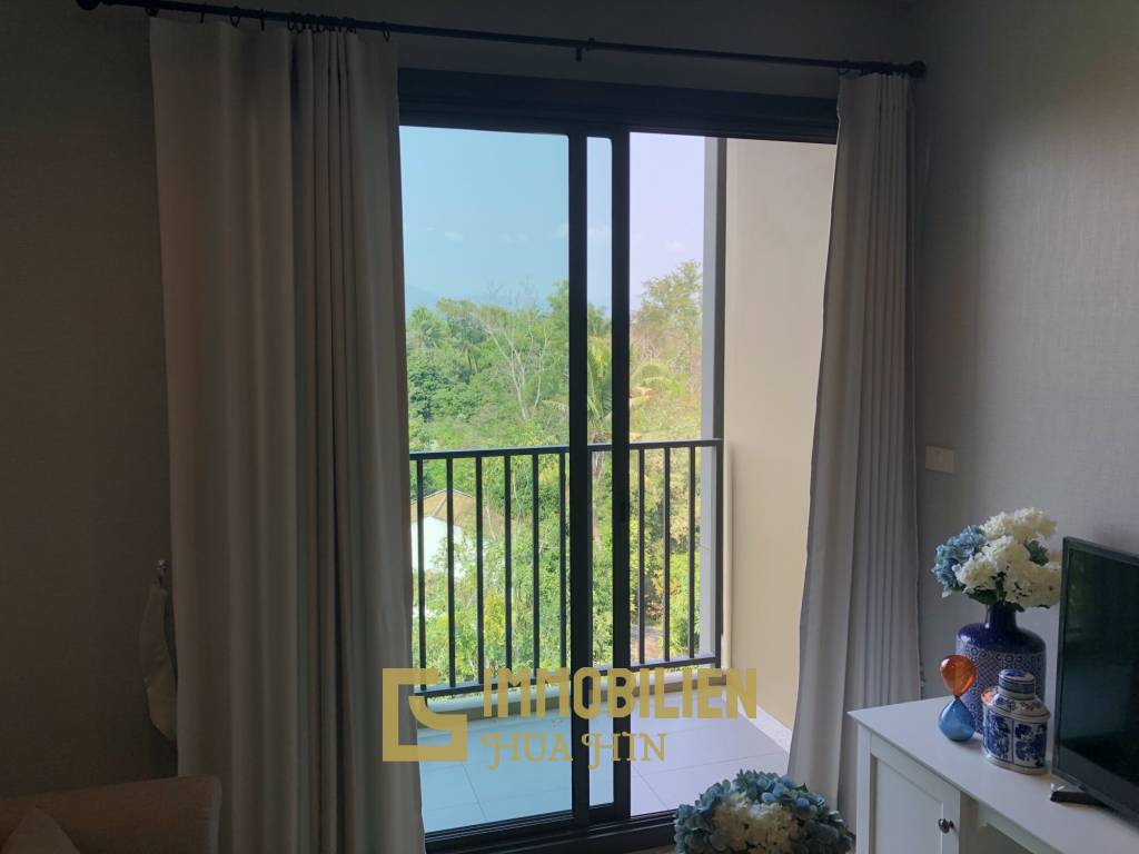 Rain: Brand New 1 Bedroom Condo