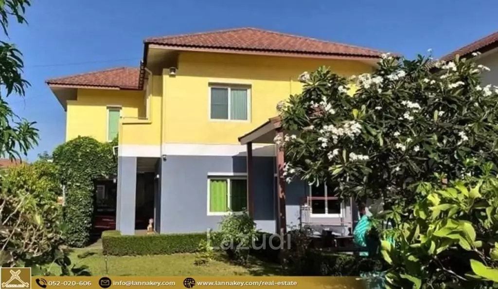 Big house for sale in the village project Siriphon Don Chan.