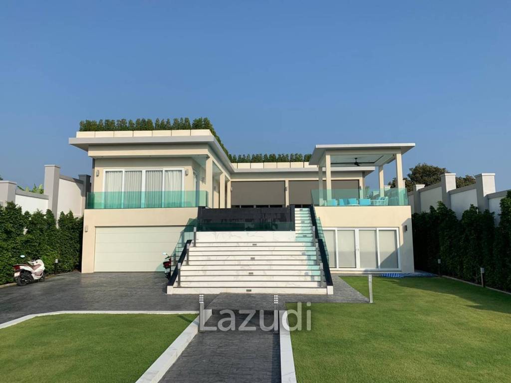 10 bedrooms villa for Sale