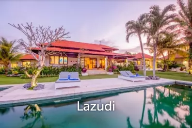 Remarkable Freehold villa with ocean views in Pecatu