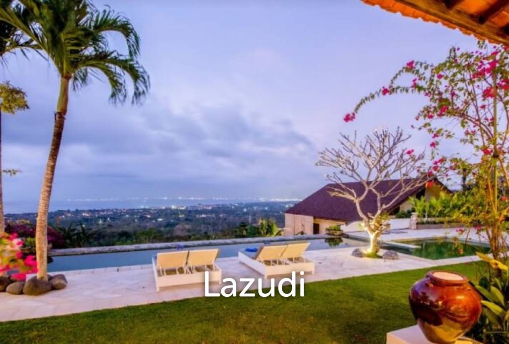 Remarkable Freehold villa with ocean views in Pecatu