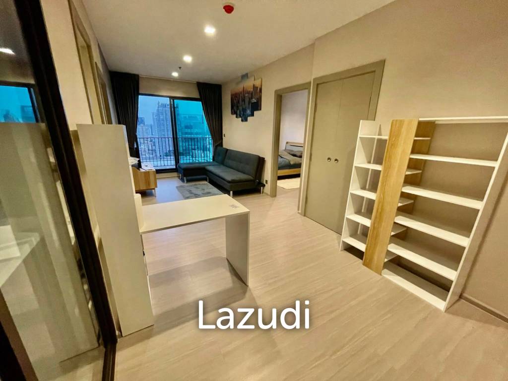 2 Bed 2 Bath 58 SQ.M  LIFE Asoke - Rama 9