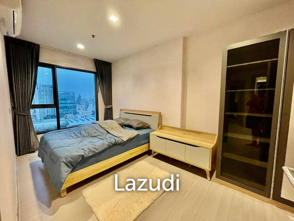 2 Bed 2 Bath 58 SQ.M  LIFE Asoke - Rama 9