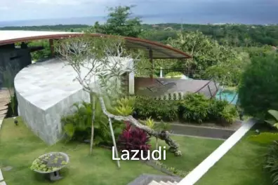 Spectacular Freehold villa in Padang Padang