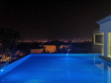 4 Bedroom villa for Rent