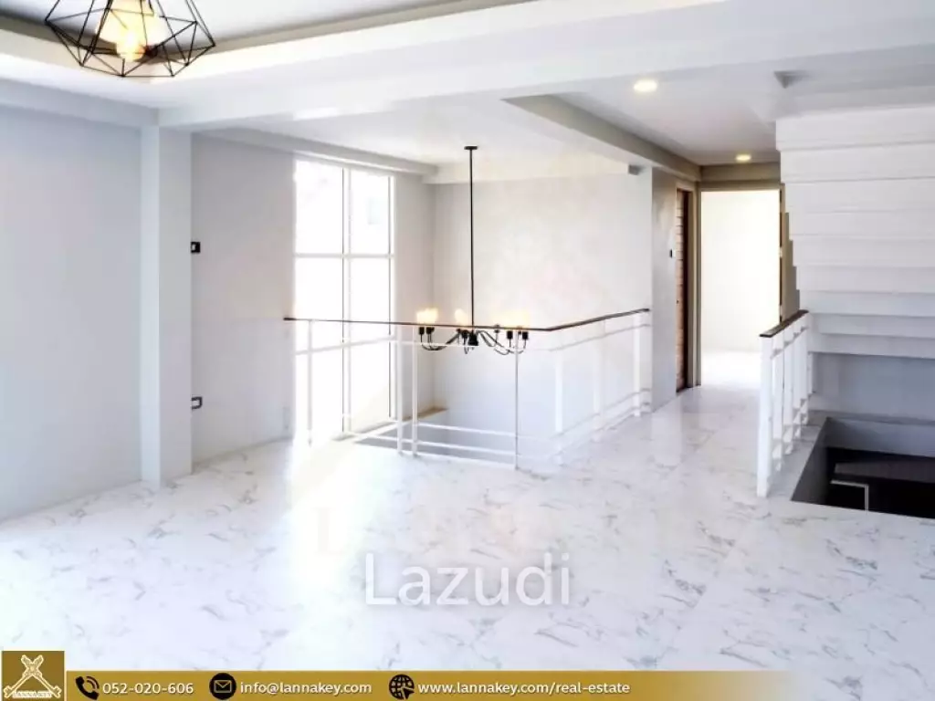 Luxury Townhome for Sale in Chiang Mai City