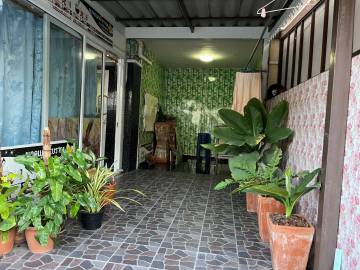3 Bed 2 Bath 172.53 Sqm Townhouse For Rent and Sale