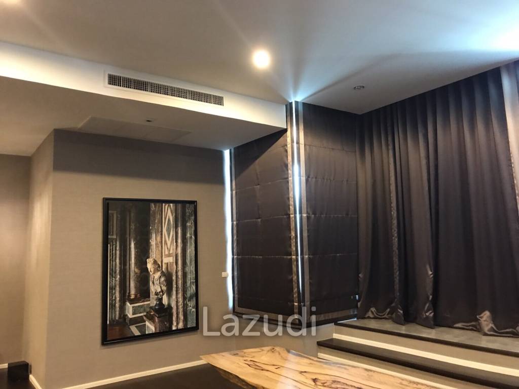 2 Bed 175 SQ.M The Capital Ekamai - Thonglor