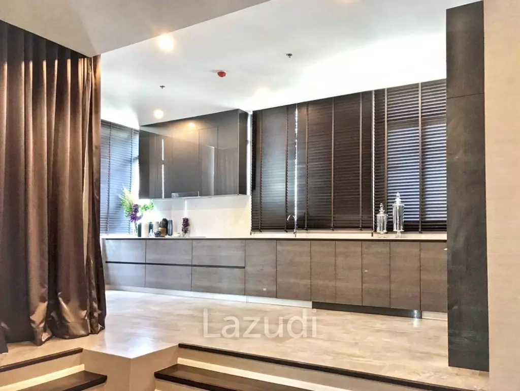 2 Bed 175 SQ.M The Capital Ekamai - Thonglor