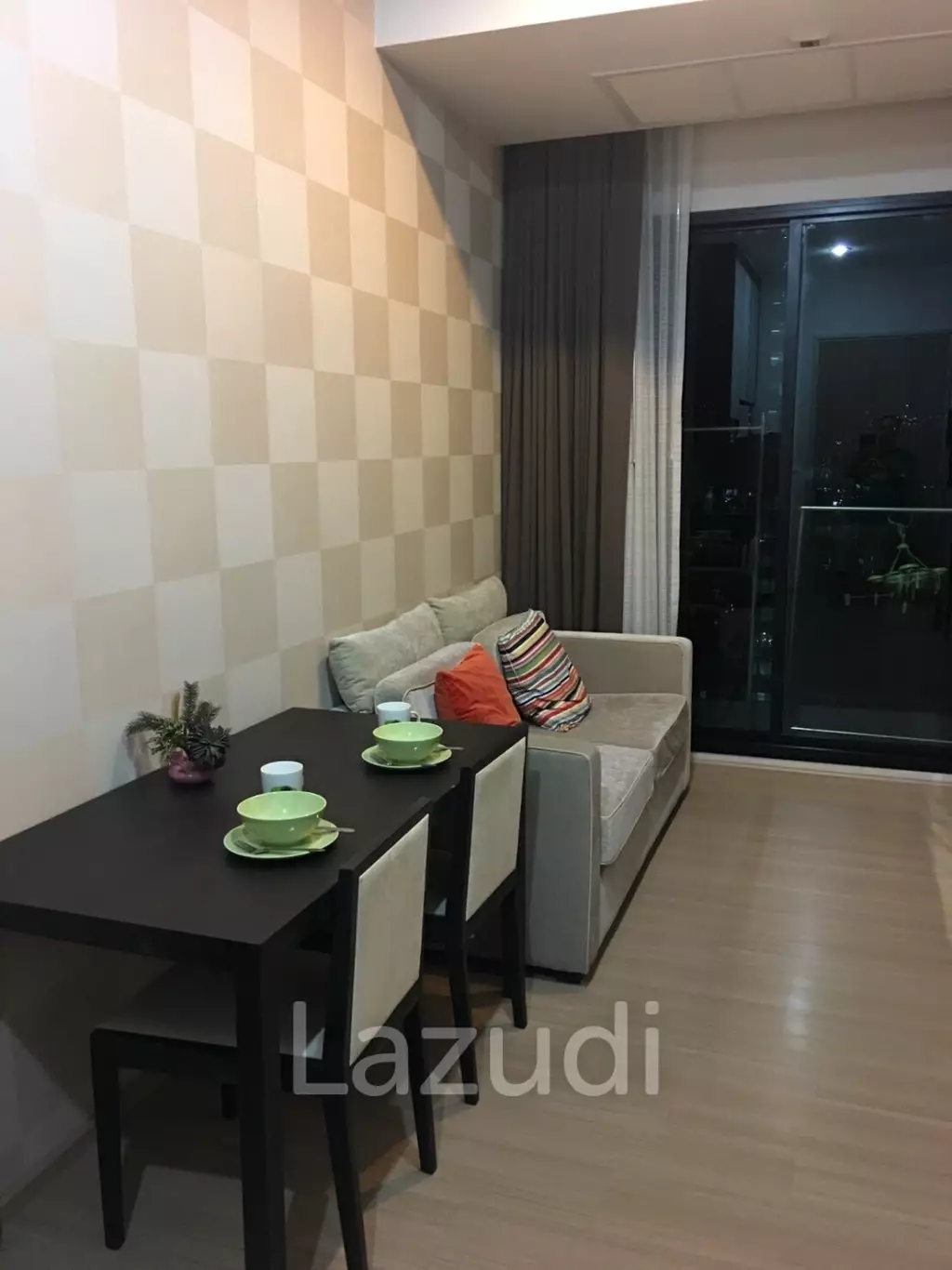 1 Bed 35 SQ.M The Capital Ekamai - Thonglor