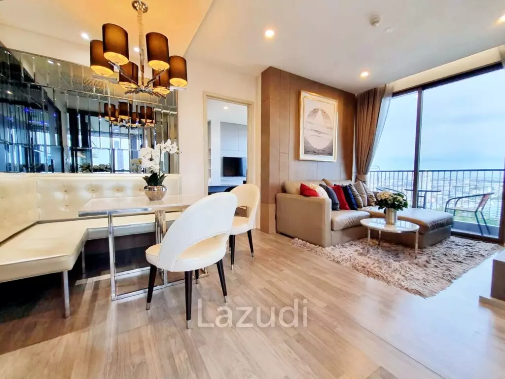 2 Bed 2 bath 64 SQ.M The Room Sathorn - St.Louis