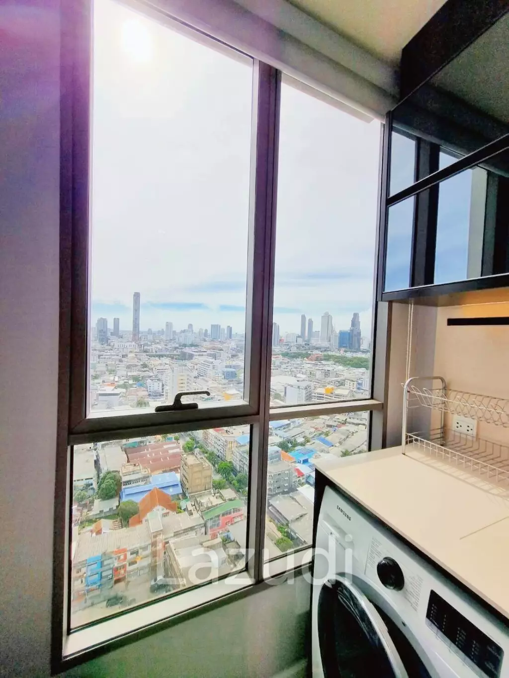 2 Bed 2 bath 64 SQ.M The Room Sathorn - St.Louis