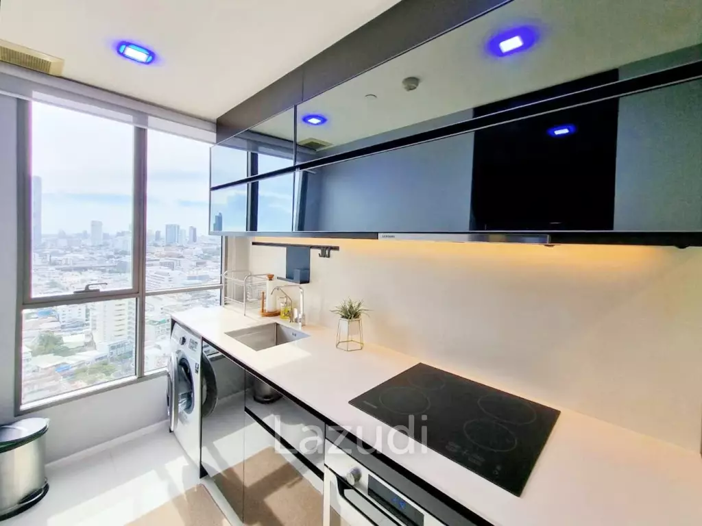 2 Bed 2 bath 64 SQ.M The Room Sathorn - St.Louis