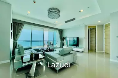 3 Bedrooms Beachfront Condo For rent