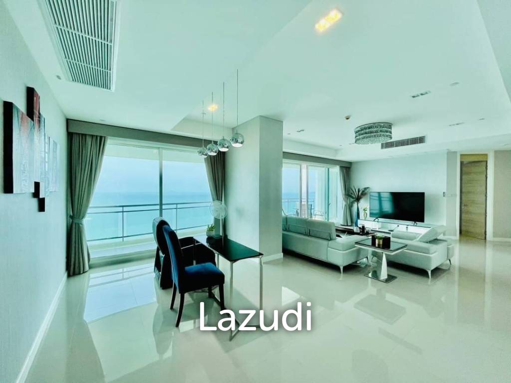 3 Bedrooms Beachfront Condo For rent