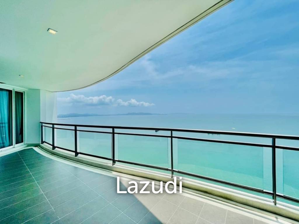 3 Bedrooms Beachfront Condo For rent