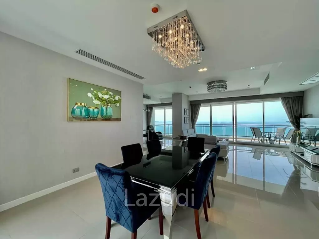 3 Bedrooms Beachfront Condo For rent
