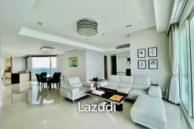3 Bedrooms Beachfront Condo For rent