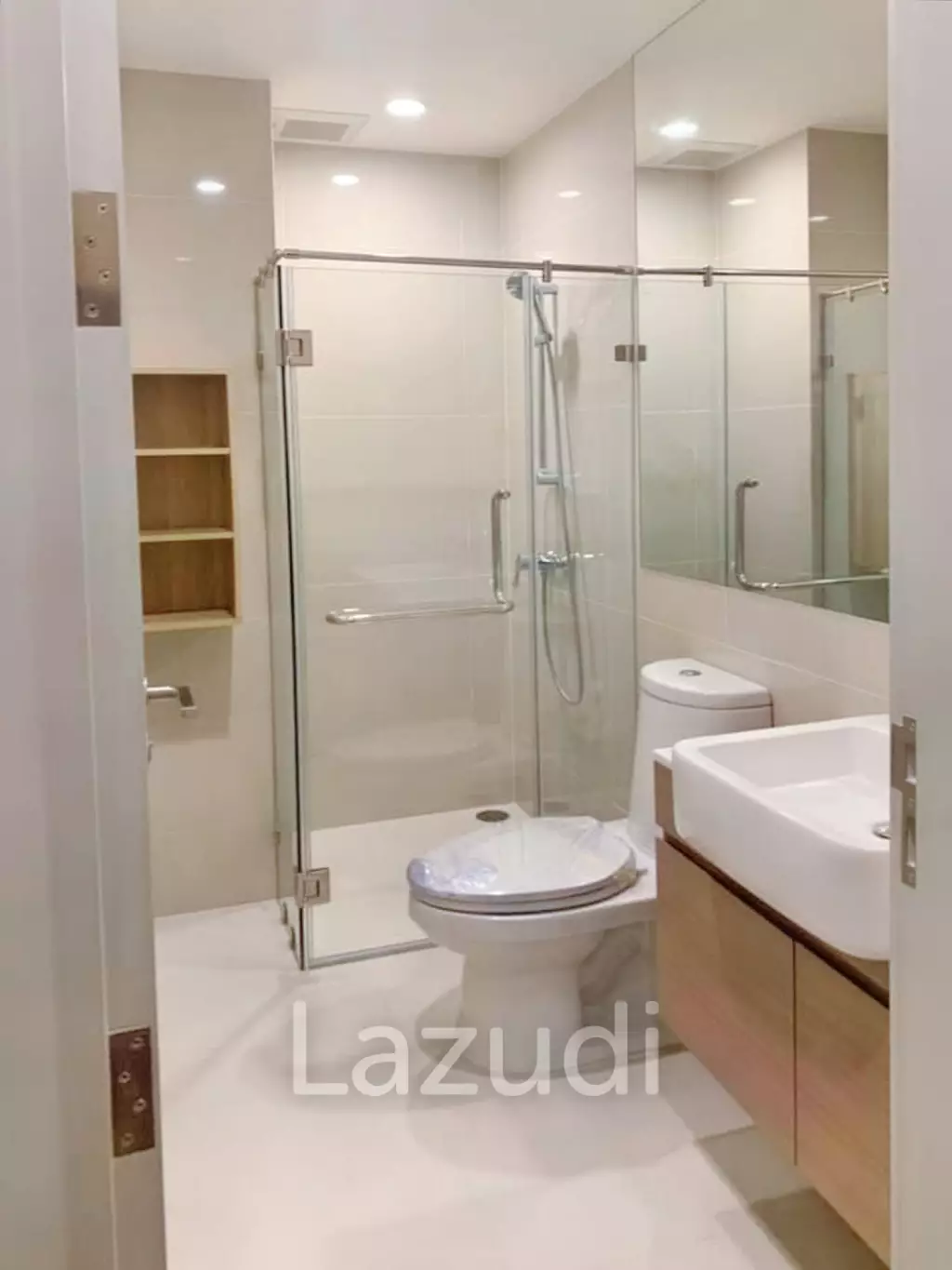 1 Bed 1 Bath 22 SQ.M at Noble Revolve Ratchada 2
