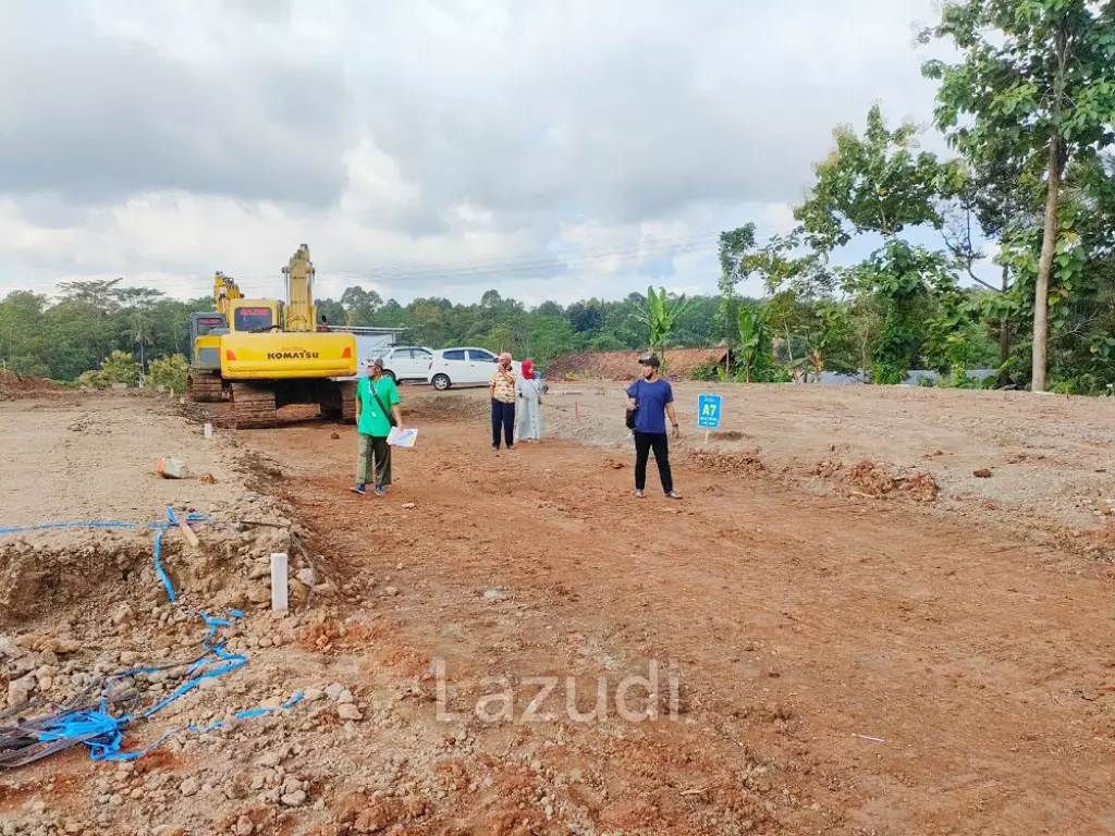 Tanah Kavling Dijual di Kota Semarang Dekat SMP Negeri 44 Semarang, Pasar Mijen, Masjid Kapal, Plaza Danau BSB City