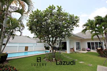 The Gold: Very well kept 3 bedroom pool villa!