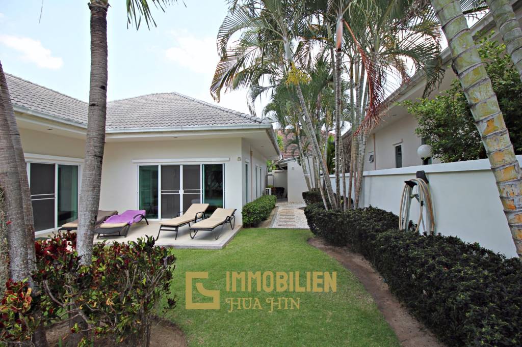 The Gold: Very well kept 3 bedroom pool villa!