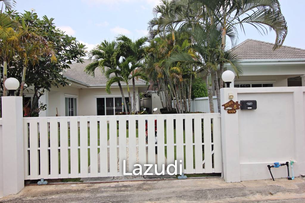 The Gold: Very well kept 3 bedroom pool villa!