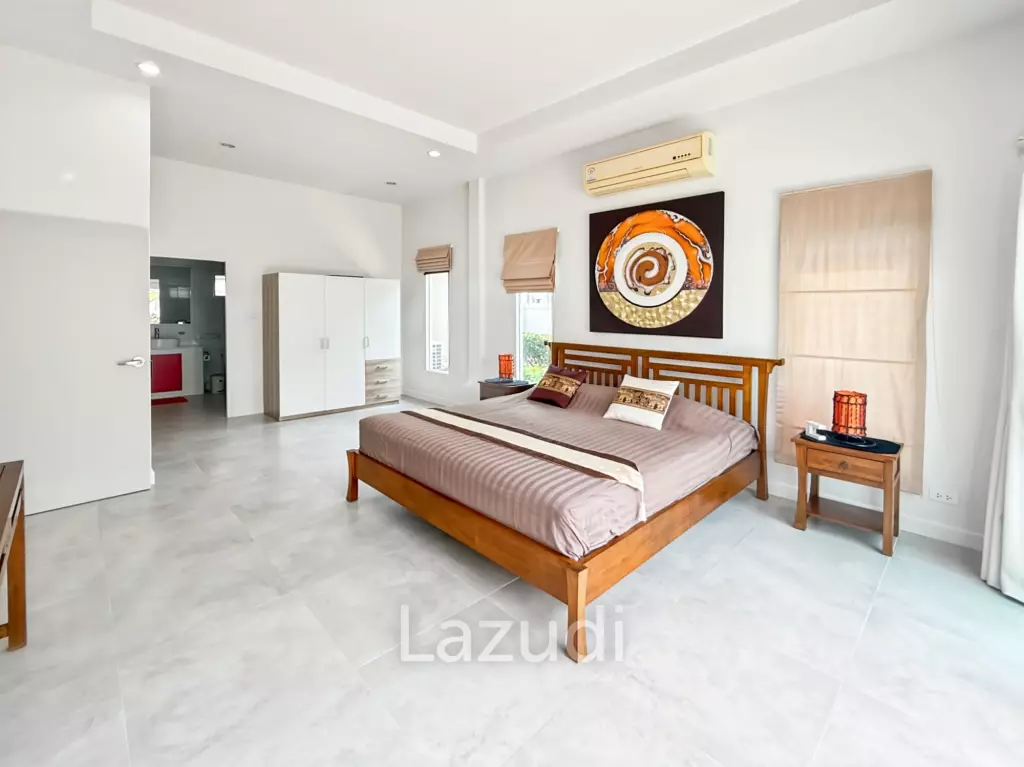 The Gold: Very well kept 3 bedroom pool villa!