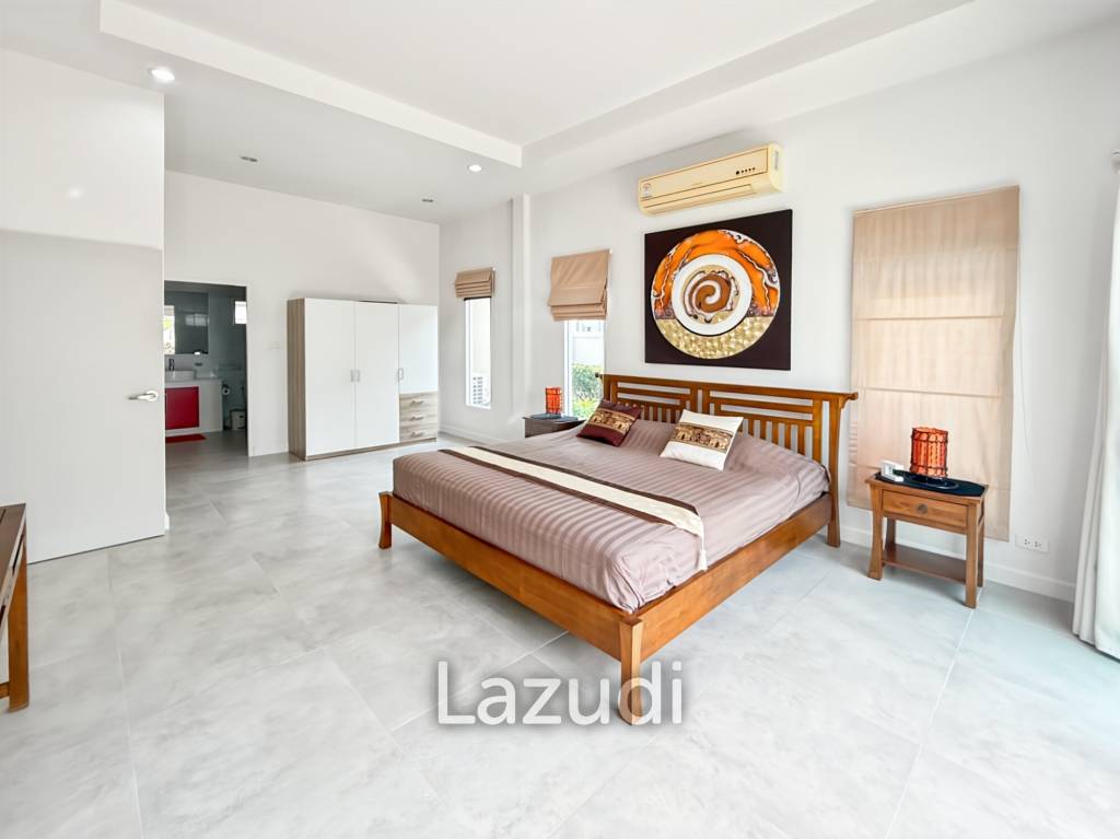 The Gold: Very well kept 3 bedroom pool villa!