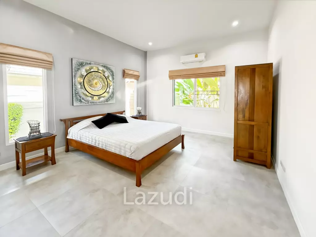 The Gold: Very well kept 3 bedroom pool villa!