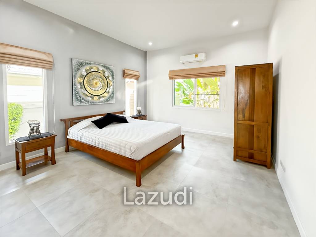 The Gold: Very well kept 3 bedroom pool villa!