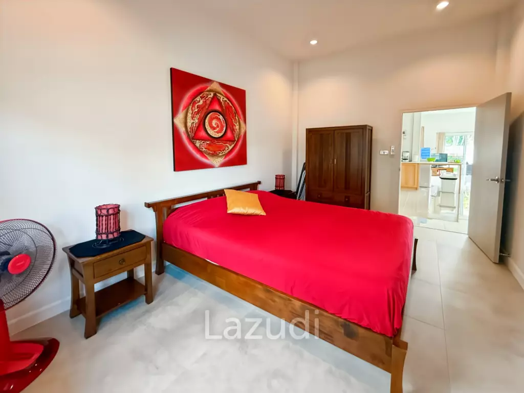 The Gold: Very well kept 3 bedroom pool villa!