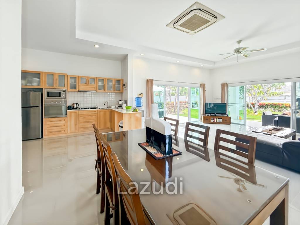 The Gold: Very well kept 3 bedroom pool villa!